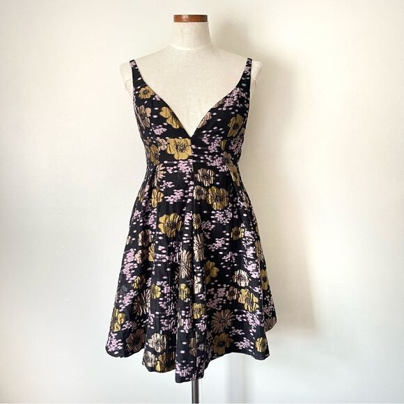 Anthropologie Dresses & Skirts - Anthropologie Jacquard A-line Floral mini dress NWT size 4